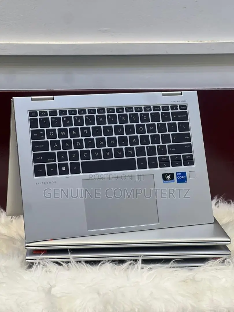 Laptop HP EliteBook x360 1040 G9 16GB Intel Core i5 SSD 256GB