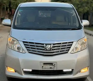 Toyota Alphard 2009 Silver