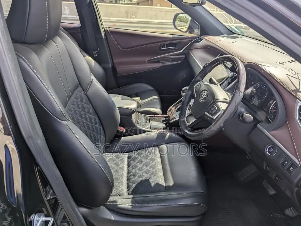 Toyota Harrier 2017 Black