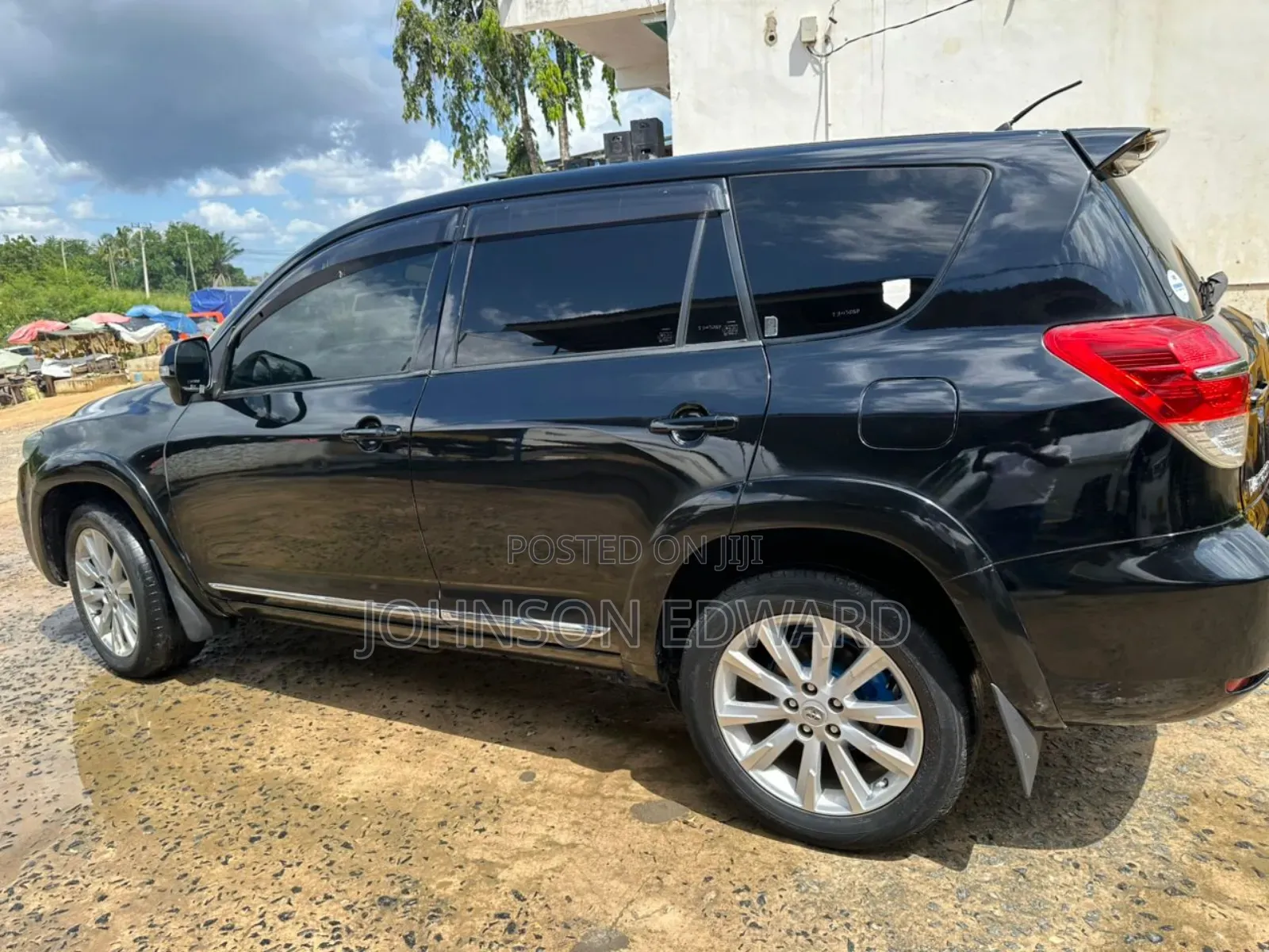 Toyota Vanguard 2010 Black