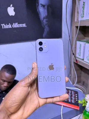 Apple iPhone 11 64 GB Purple