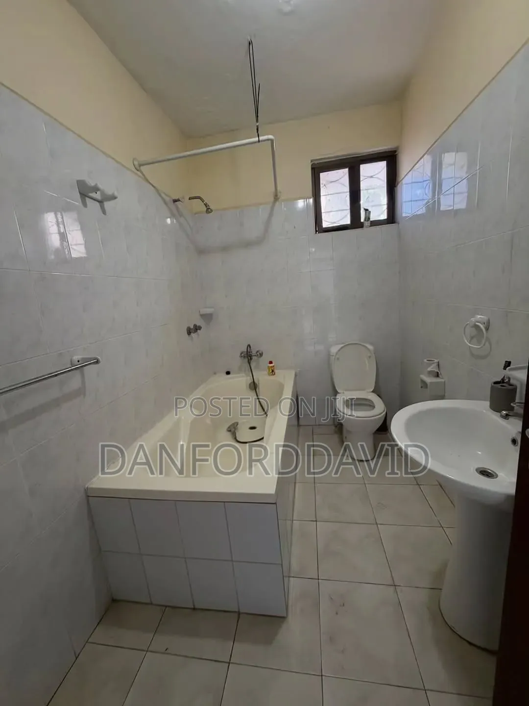 5bdrm House in Kahwa Real Estate, Masaki for rent