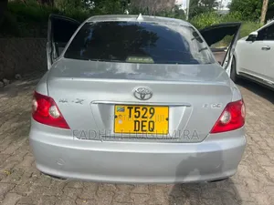 Toyota Mark X 2006 Silver