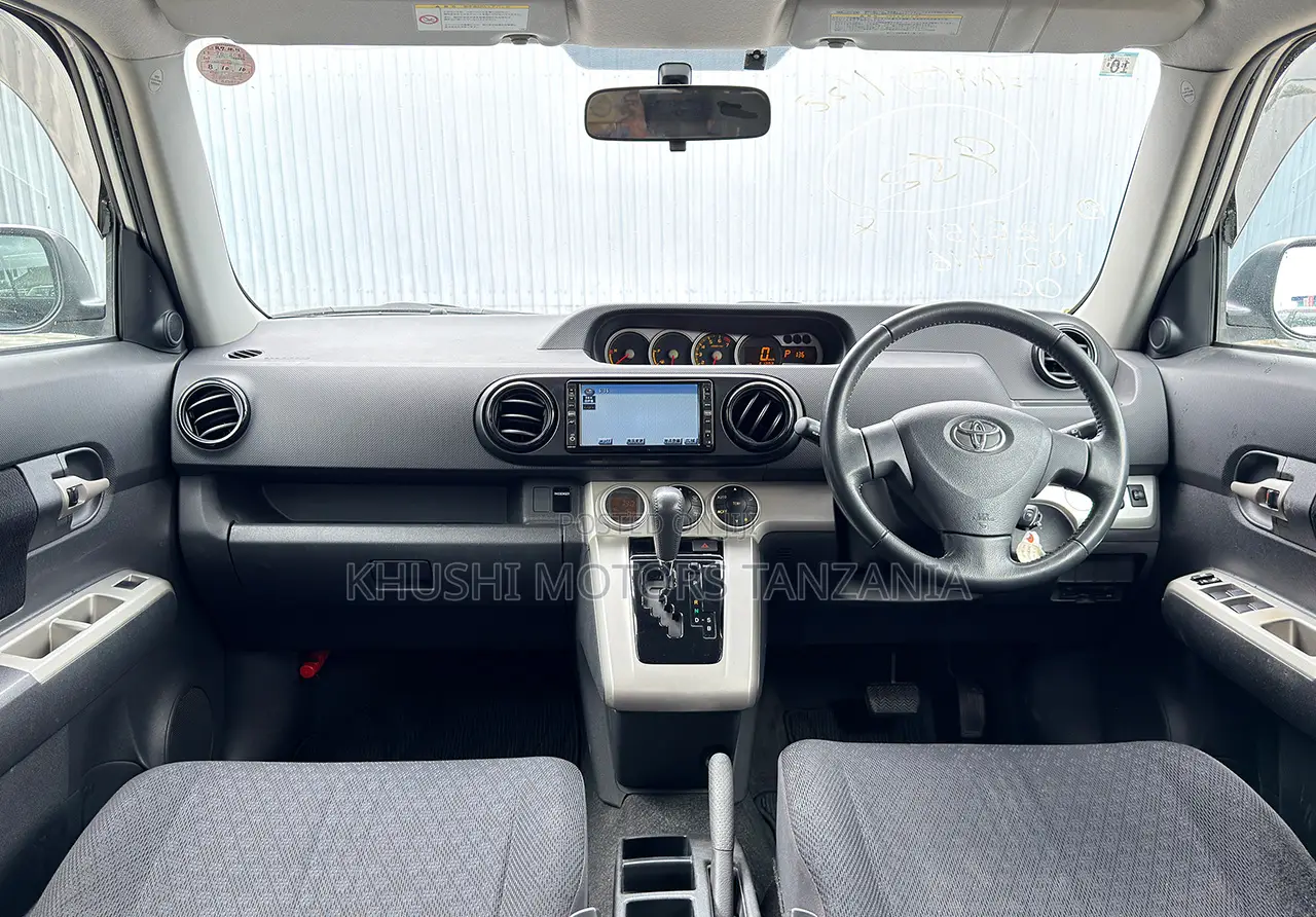 Toyota Corolla Rumion 2007 Silver