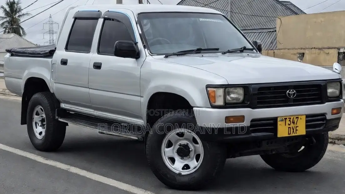 Toyota Hilux 2.5 Cab 2005 Silver