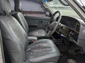 Toyota Hilux 2.5 Cab 2005 Silver