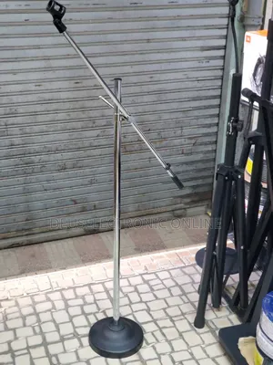 *Stand Microphone* *Heavy*