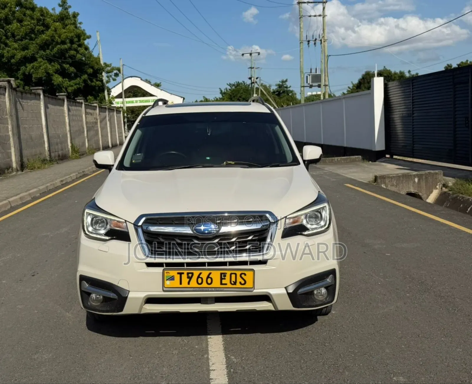 Subaru Forester 2016 Pearl