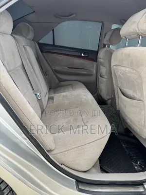 Toyota Mark II 2004 Silver
