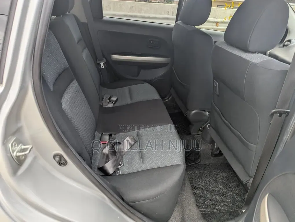 Toyota IST 2005 Silver