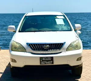 Toyota Harrier 2007 White