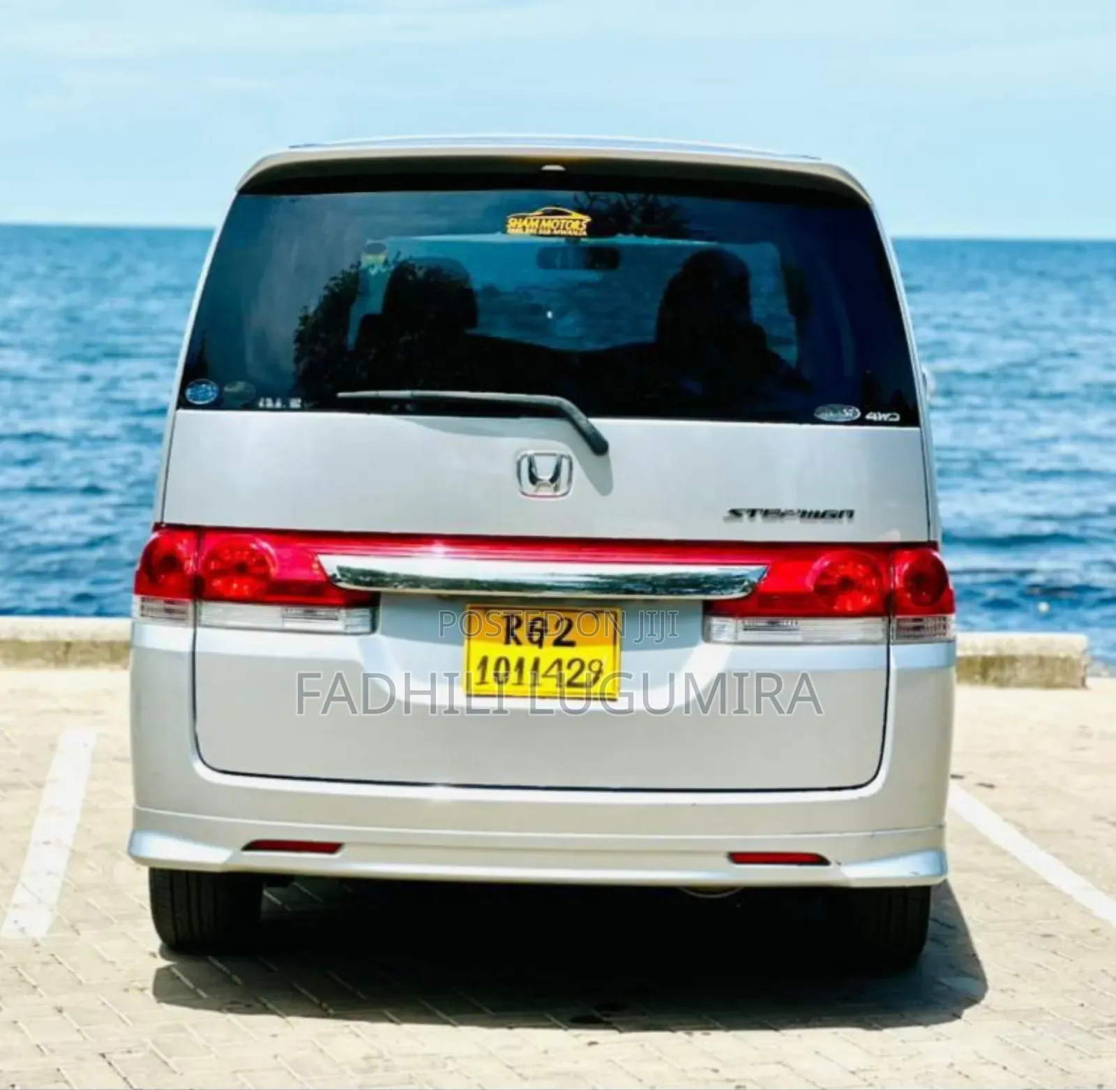 Honda Stepwgn 2010 Silver