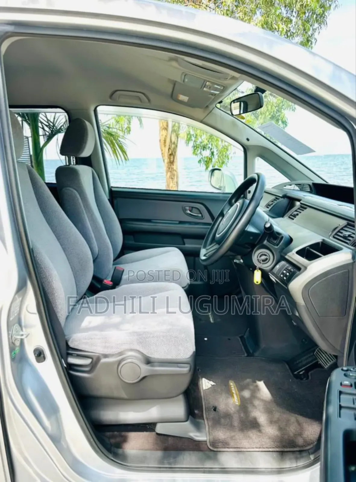 Honda Stepwgn 2010 Silver