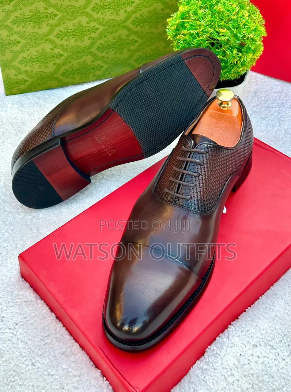 Men's Leather Shoes 2-Colours Black and Coffee Materials Quality