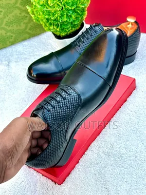 Men's Leather Shoes 2-Colours Black and Coffee Materials Quality