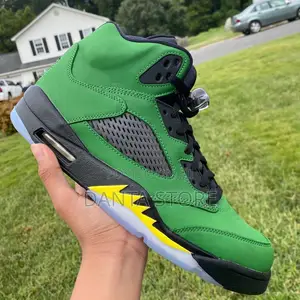 Jordan 5 Retro Se “Oregon” Sneakers in Apple Green