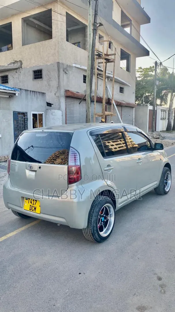 Toyota Passo 1.0 FWD 2007 Silver