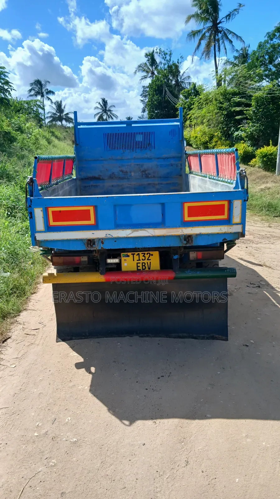  Mitsubishi Canter 4d33 Tipper 