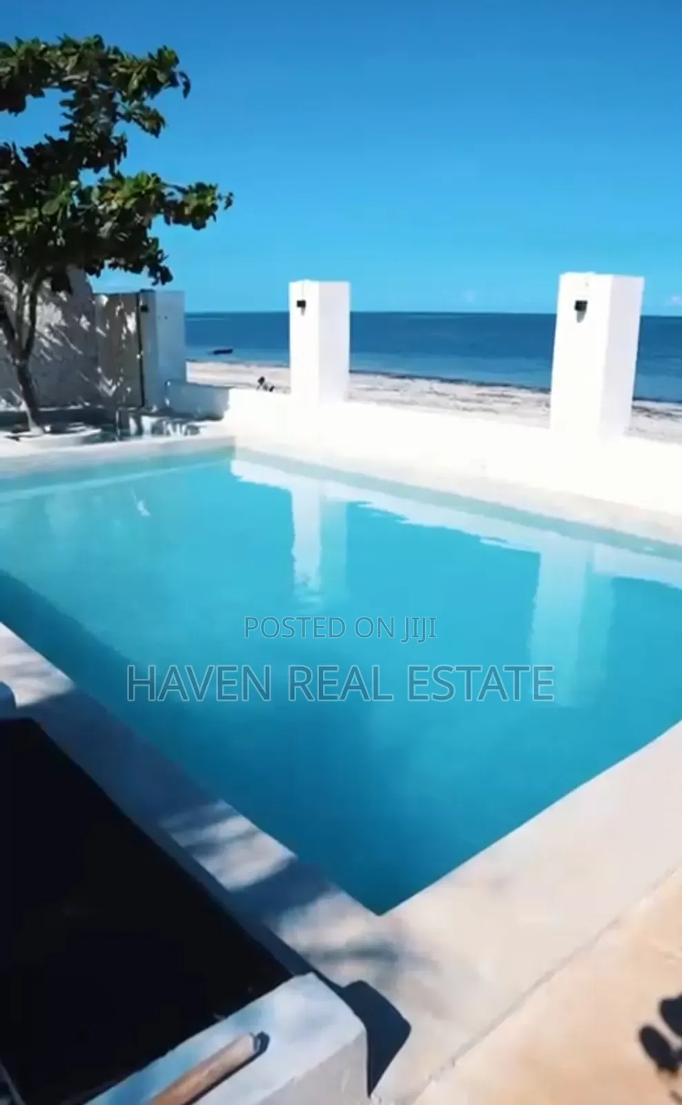 Furnished 8bdrm Villa in Kusini for sale