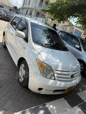 Toyota IST 2007 White