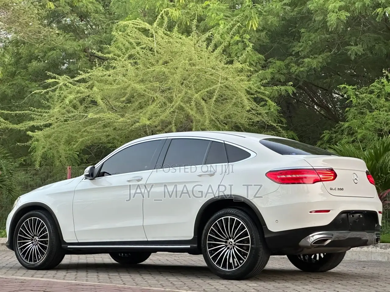 Mercedes-Benz GLC-Class 2017 White