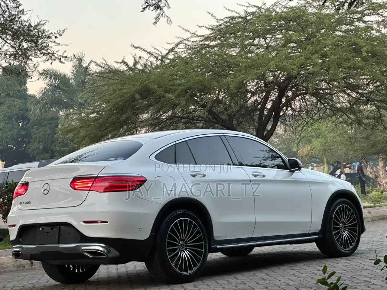 Mercedes-Benz GLC-Class 2017 White
