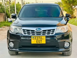 Subaru Forester 2010 Black