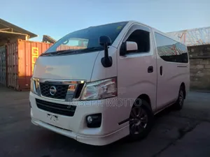 Toyota HiAce 2009 White