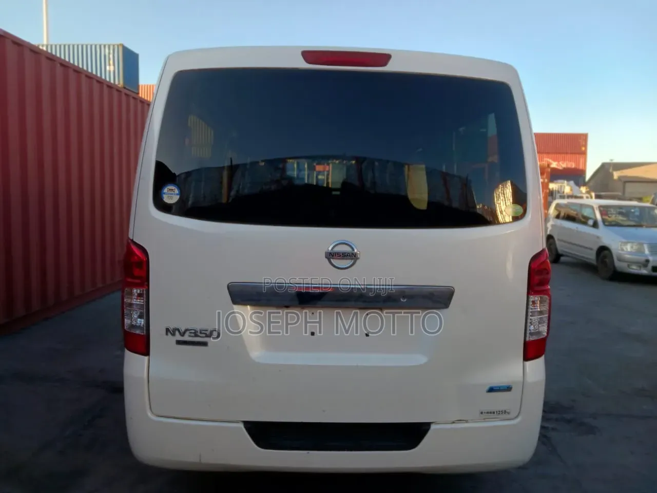 Toyota HiAce 2009 White
