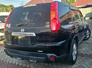 Nissan X-Trail 2.0 Petrol XE 2012 Black