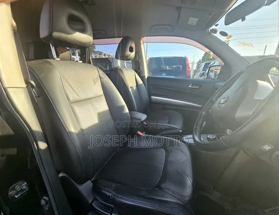 Nissan X-Trail 2.0 Petrol XE 2012 Black
