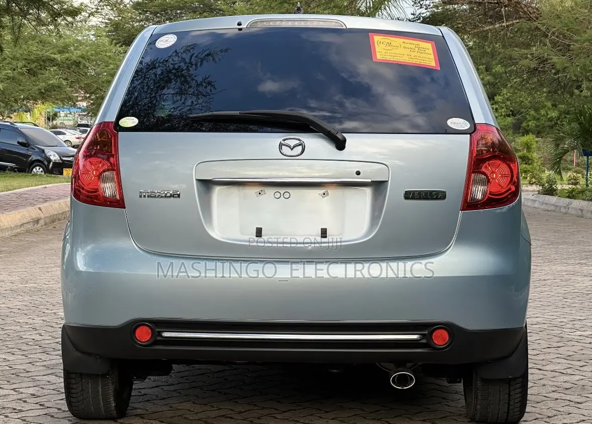 Mazda Verisa 2008 Blue