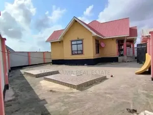 4bdrm House in Mchakama Real Estate, Msongola for sale