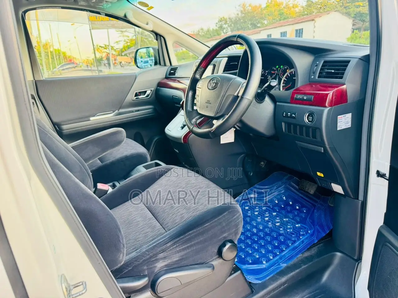 Toyota Alphard 2009 White