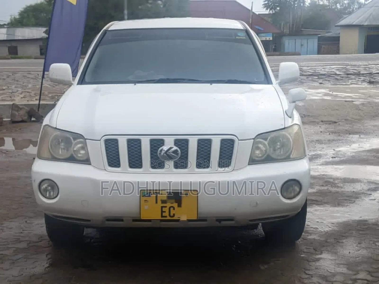 Toyota Kluger 2004 White