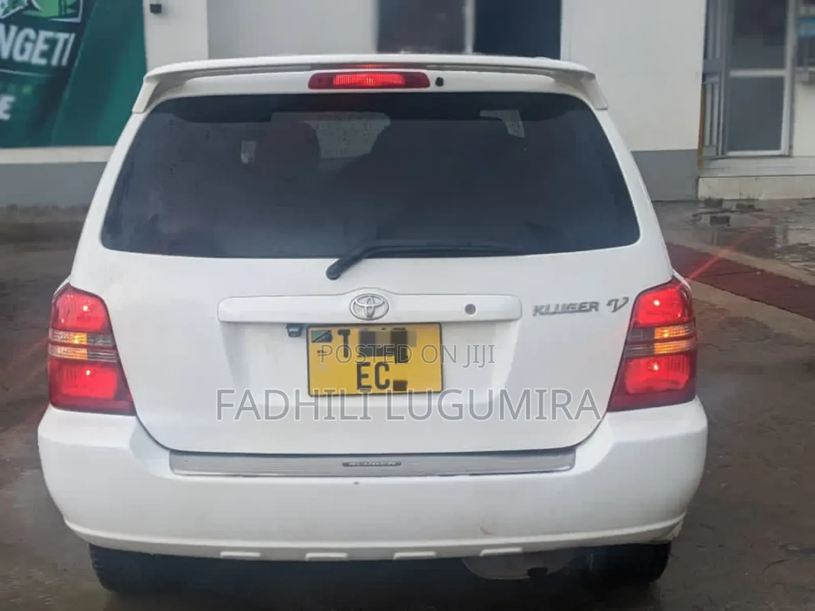 Toyota Kluger 2004 White