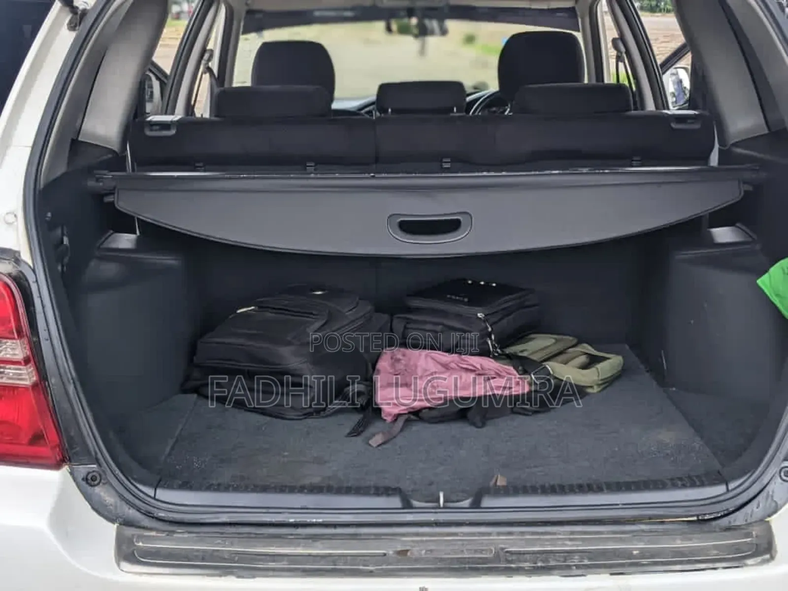 Toyota Kluger 2004 White