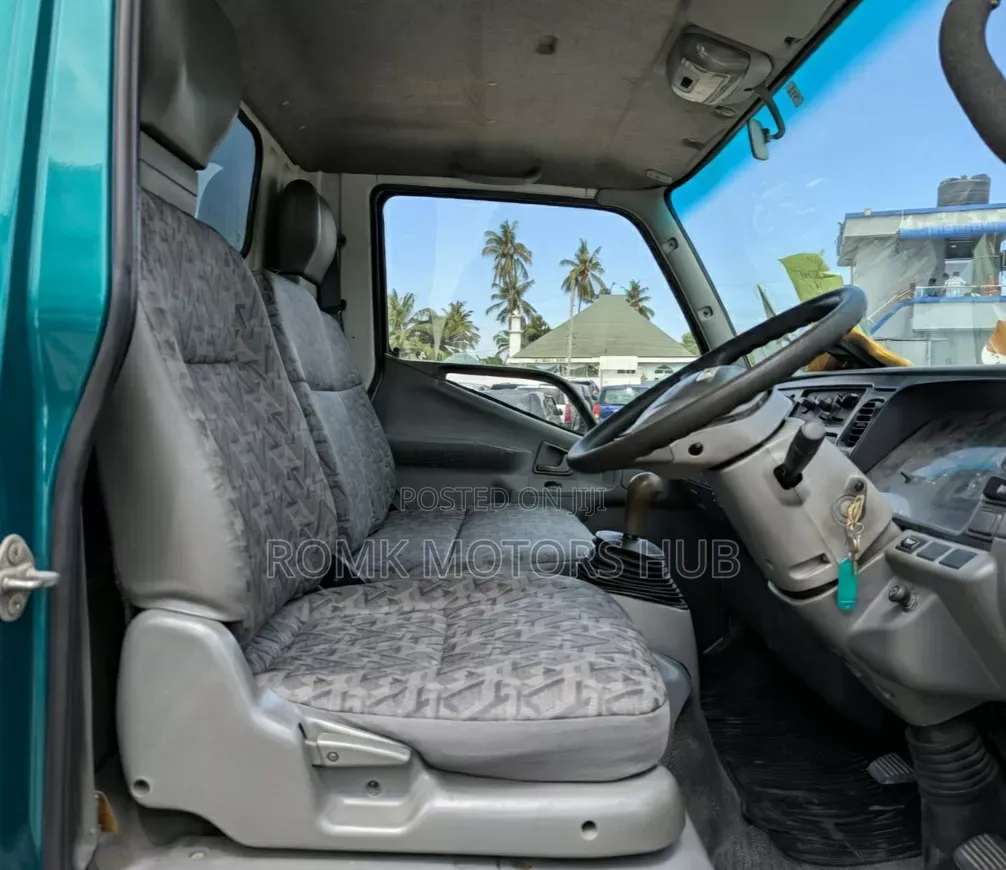 Mitsubishi Canter Longbase
