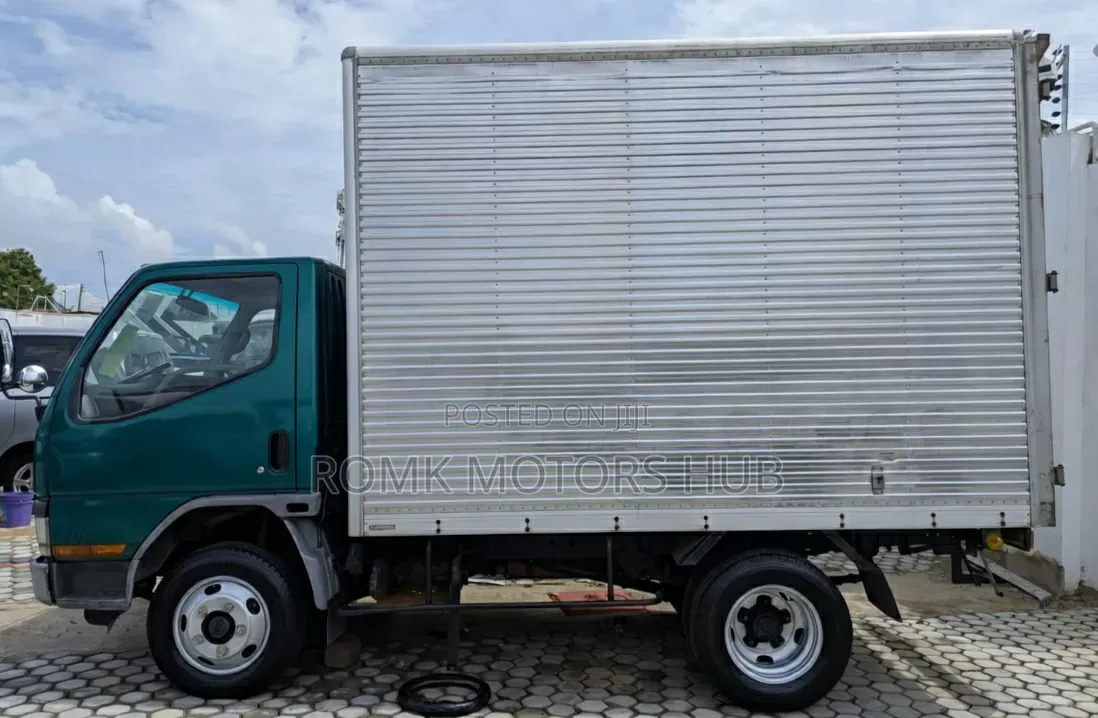 Mitsubishi Canter Longbase