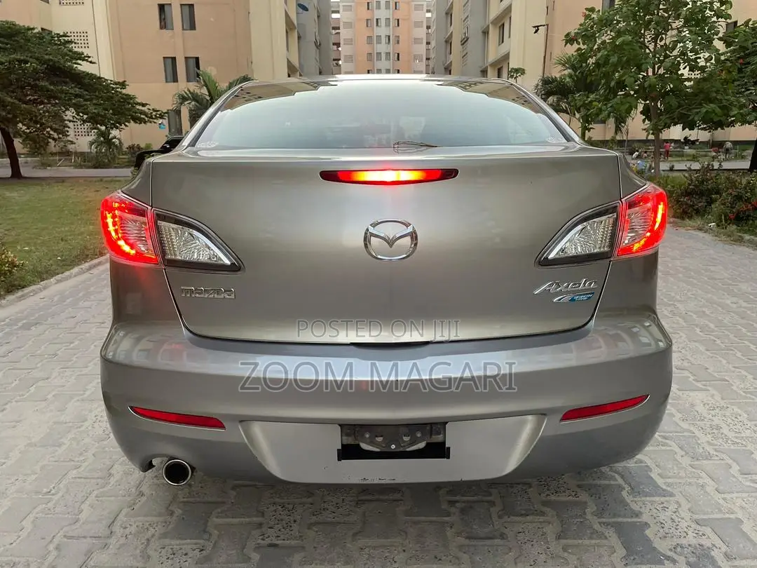 Mazda Axela 2012 Gray