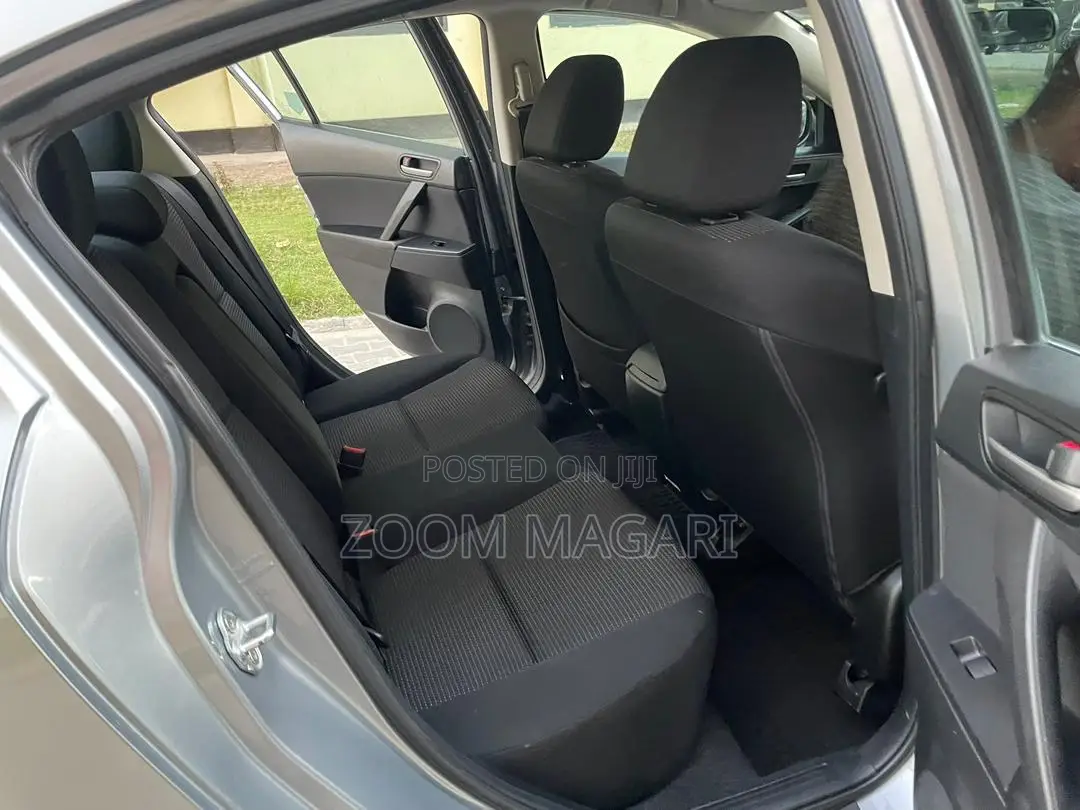 Mazda Axela 2012 Gray