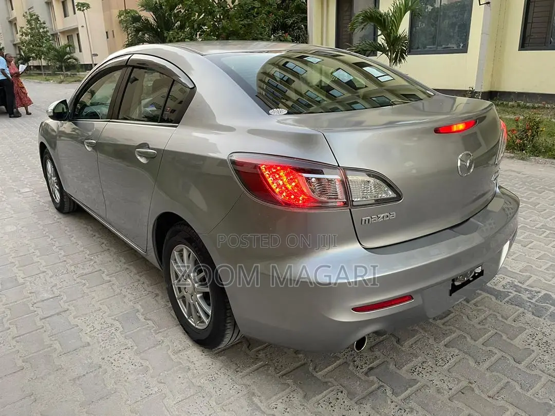 Mazda Axela 2012 Gray