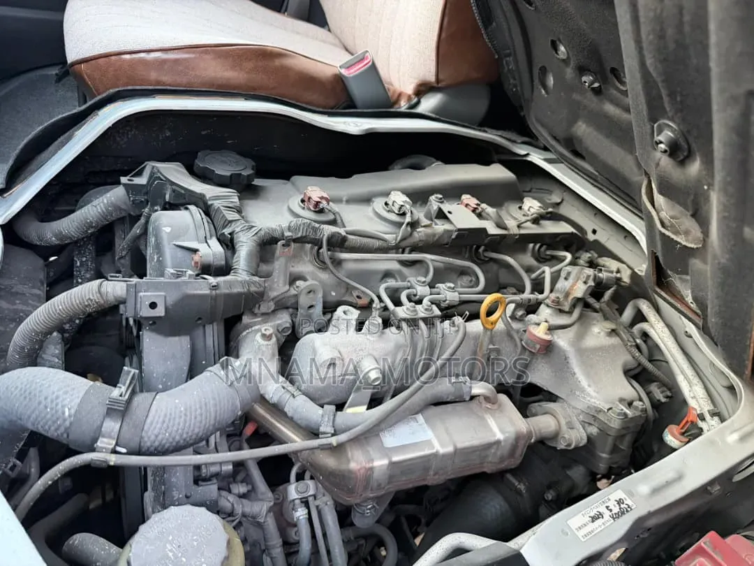 Toyota Quantum 2006 Silver