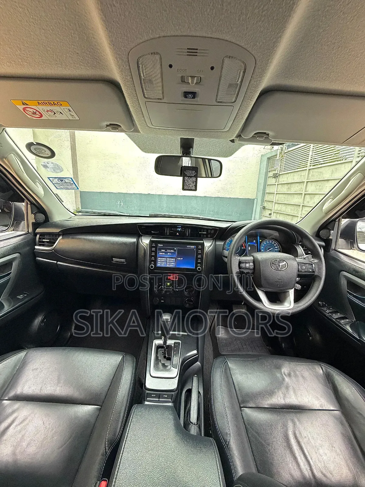 Toyota Fortuner 2022 White