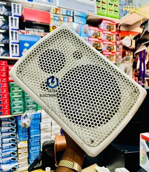 Semtoni Two Way Speaker 8 Inch Wall Mount Speaker 8 Ohms
Max 600w