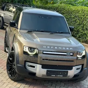 Land Rover Defender X-Dynamic S 2021 Gold