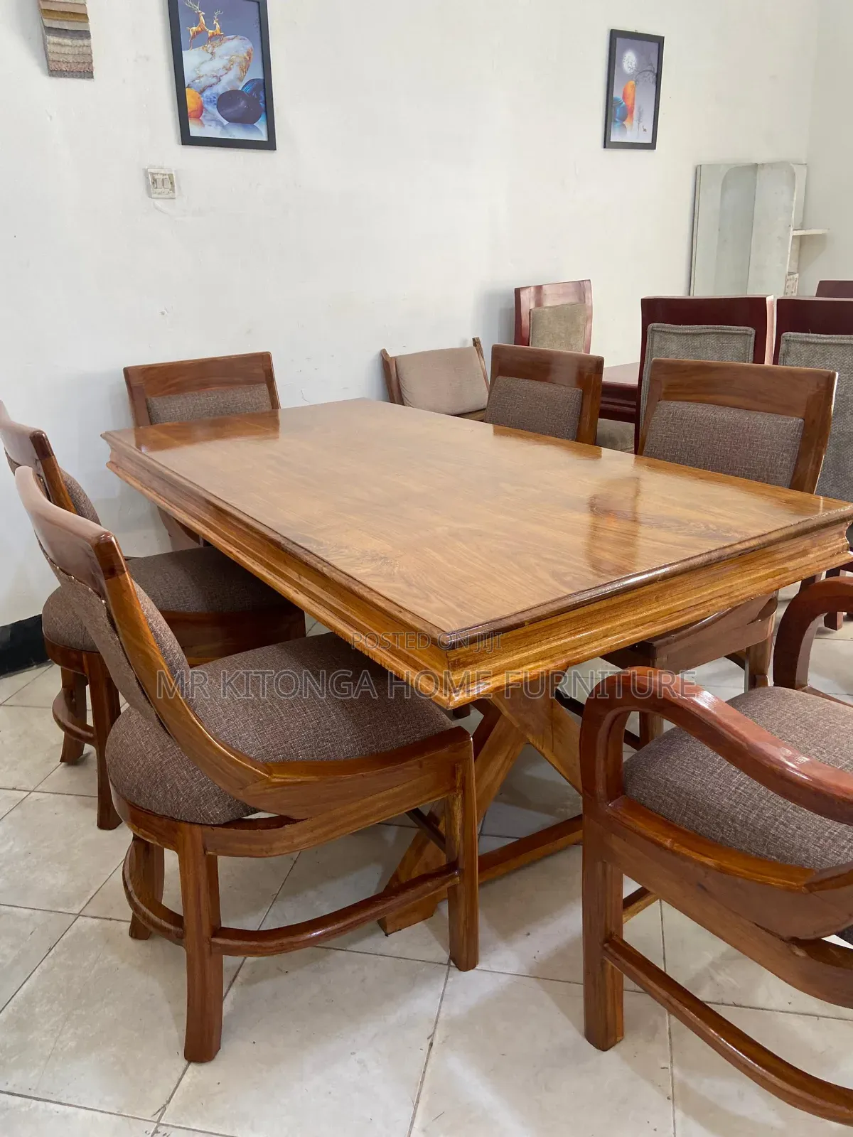 Dining Table Ya Mninga