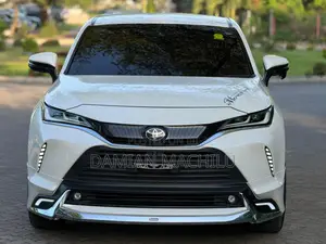 Toyota Harrier 2022 White