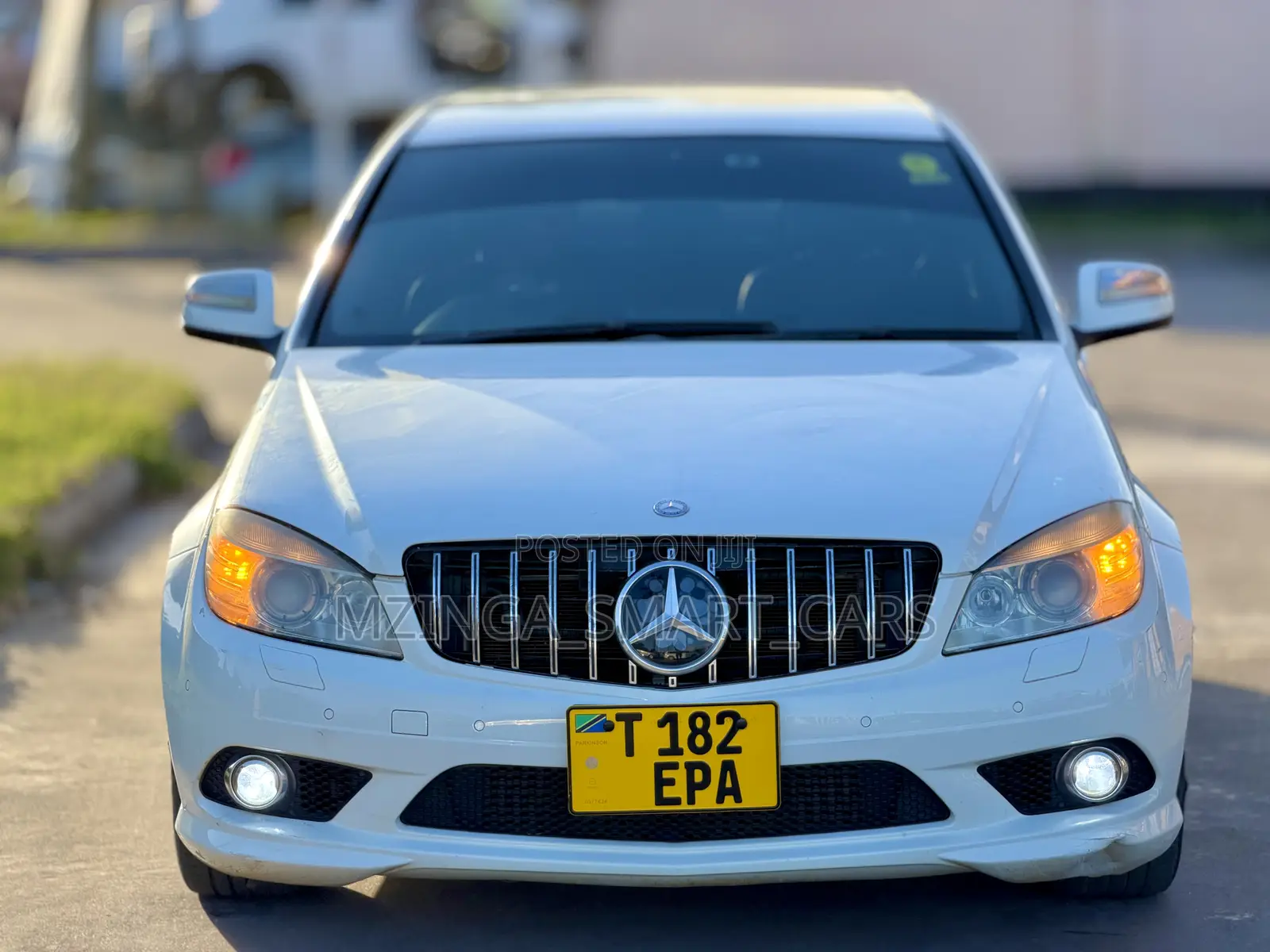 Mercedes-Benz C200 2008 White