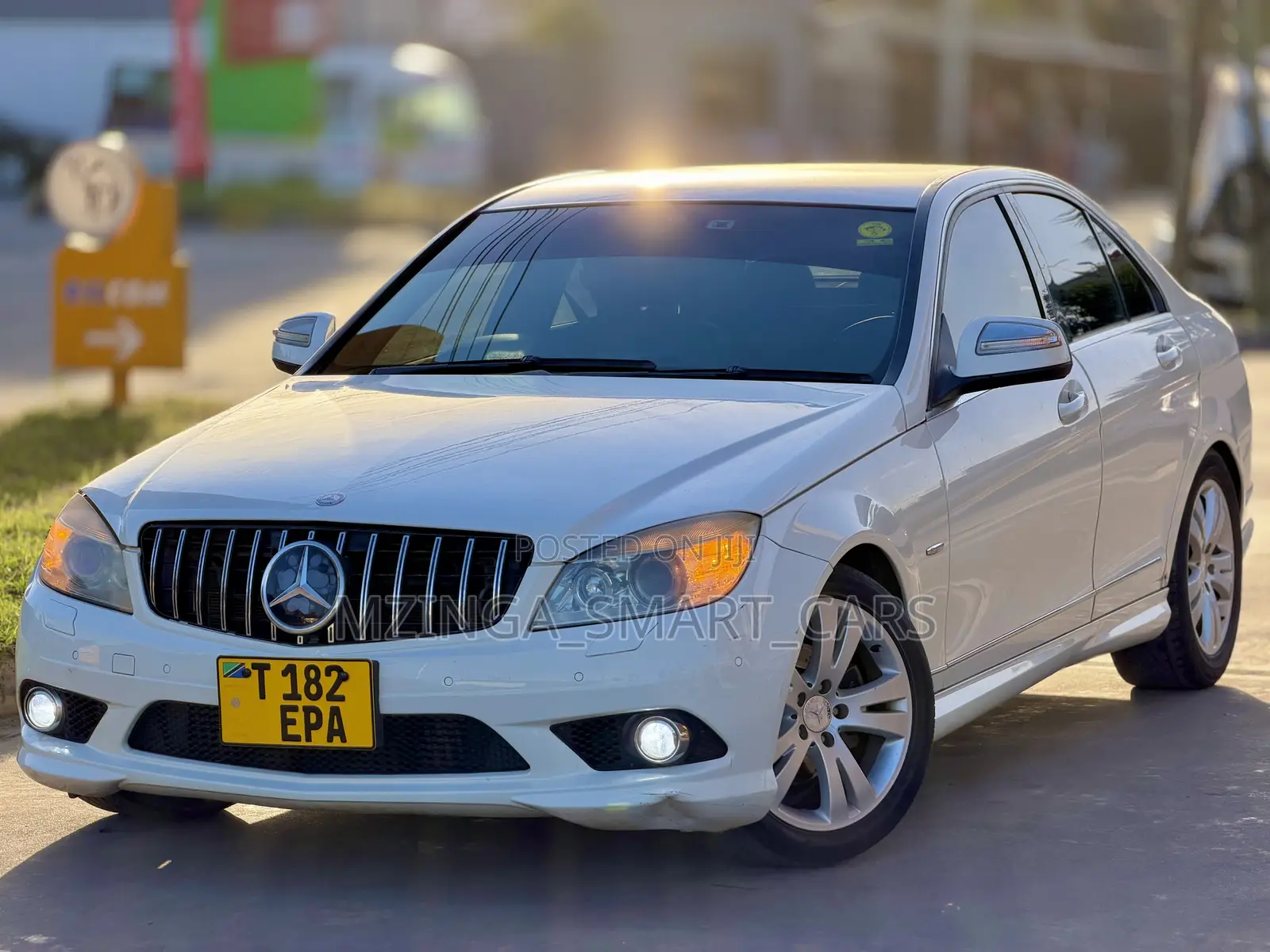 Mercedes-Benz C200 2008 White